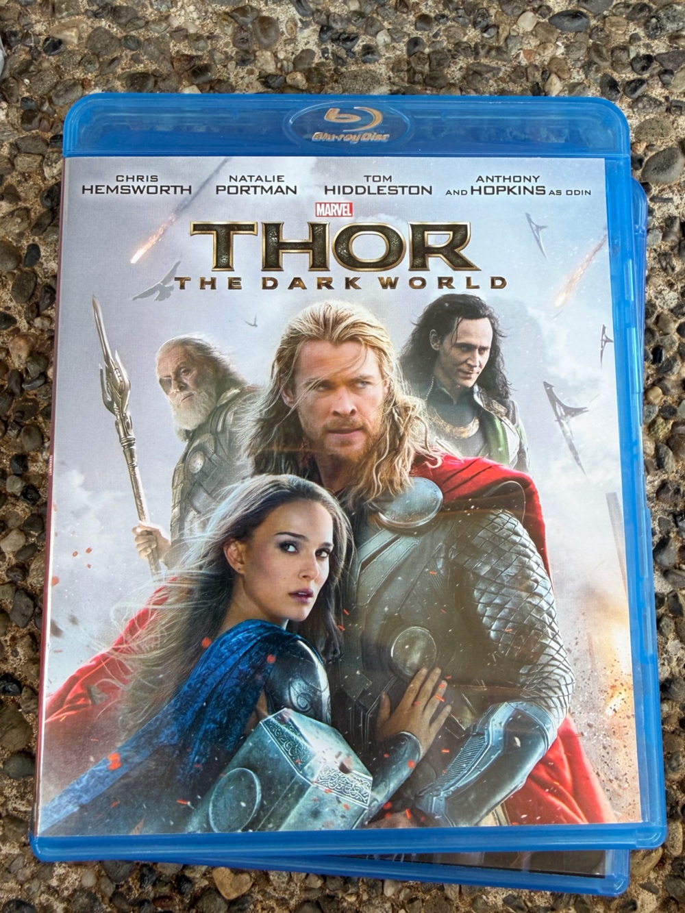 EUC Marvel Thor: The Dark World Blu-ray in Bright Blue Case